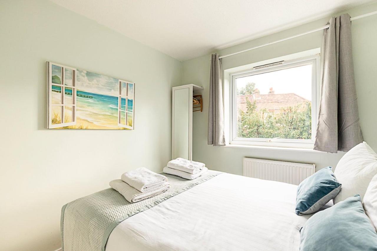 Quiet And Cosy 2-bed In Wimbledon