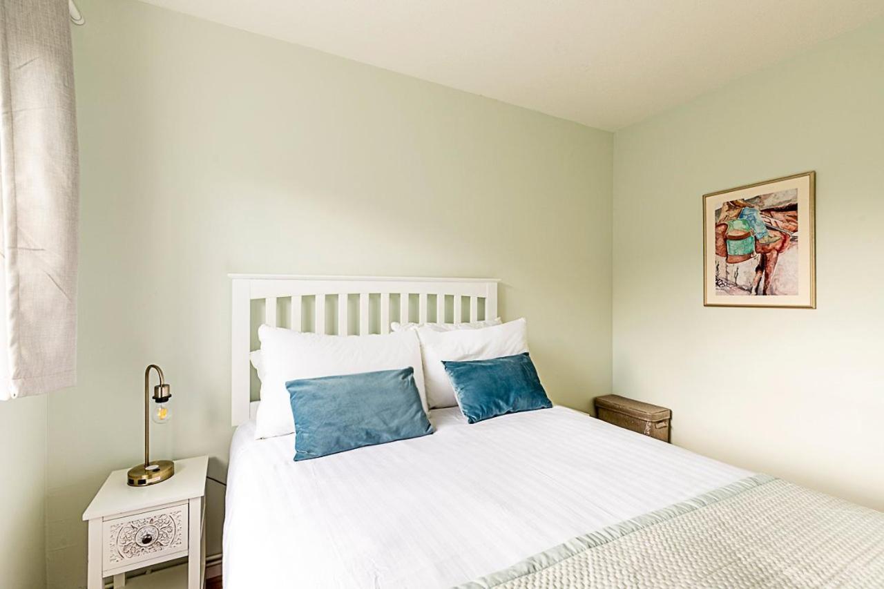 Quiet And Cosy 2-bed In Wimbledon * Londra